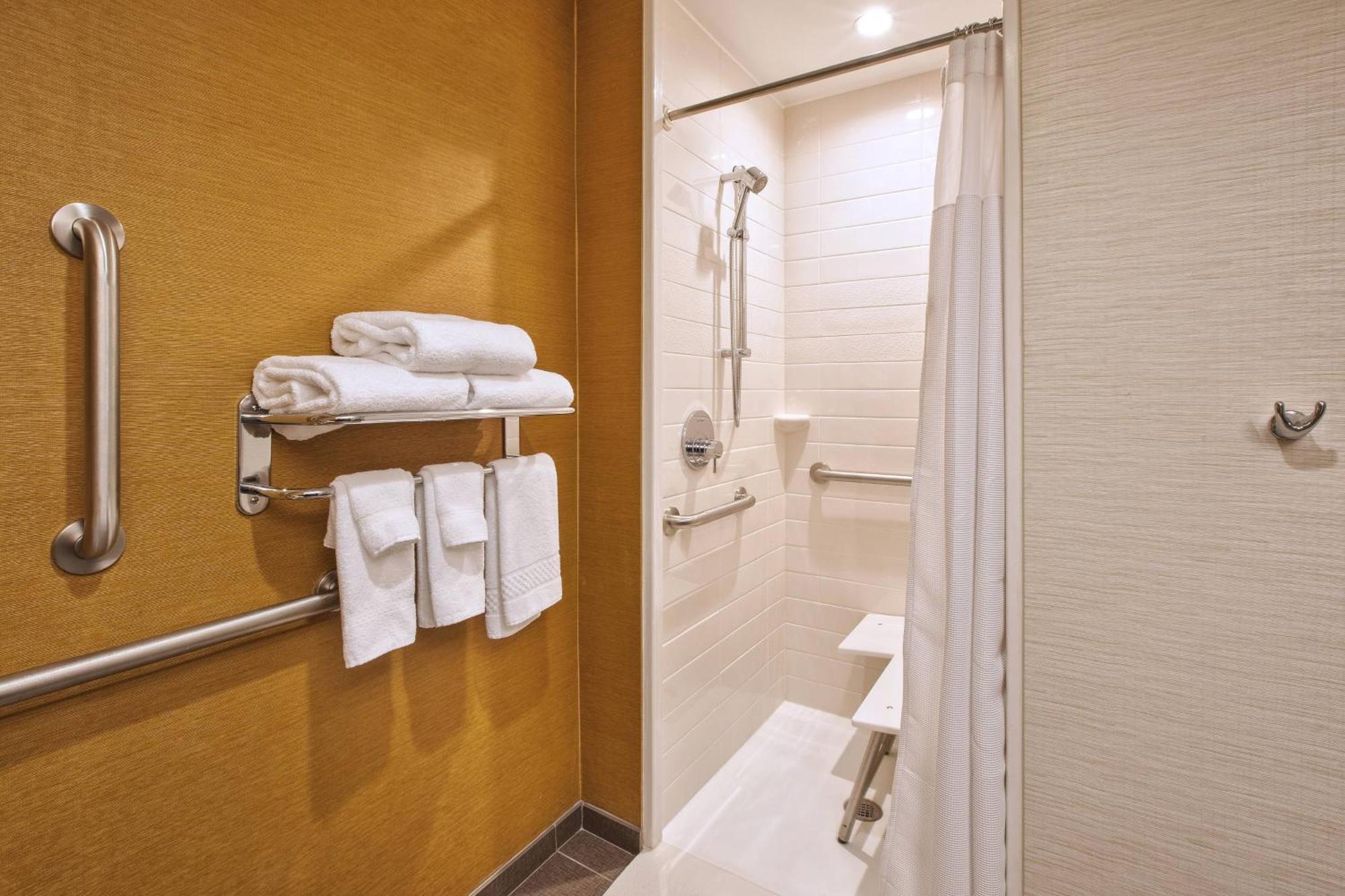 Fairfield Inn & Suites By Marriott Plattsburgh Exteriér fotografie