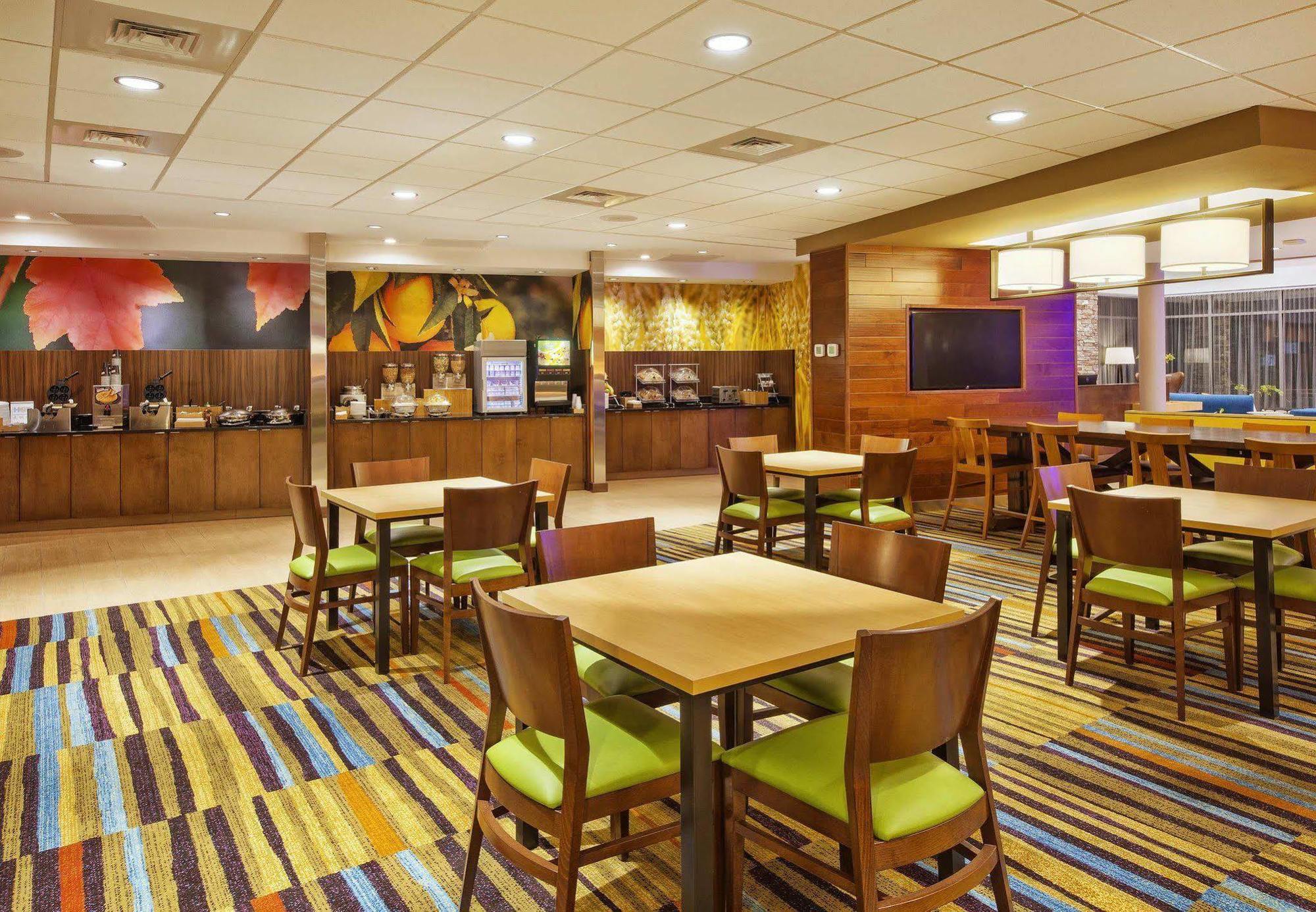 Fairfield Inn & Suites By Marriott Plattsburgh Exteriér fotografie